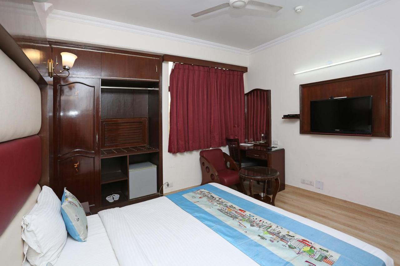 Capital O 5331 Zara Grand Yeni Delhi Dış mekan fotoğraf