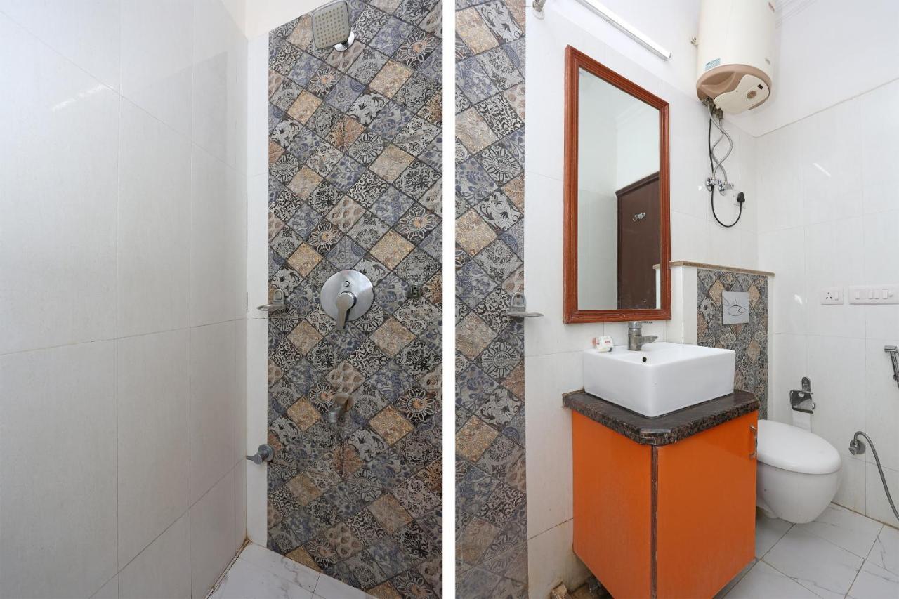 Capital O 5331 Zara Grand Yeni Delhi Dış mekan fotoğraf